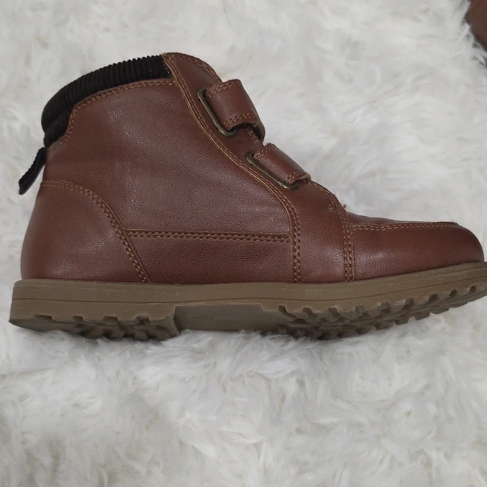 Gymboree Brown Kids Boots with Velcro Straps. Size 13
